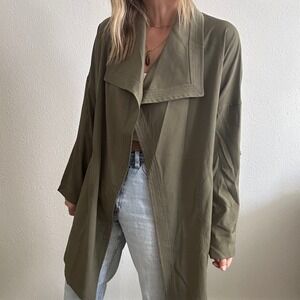 NWT Max Studio Sage Green Women’s Lightweight Jacket | Small
